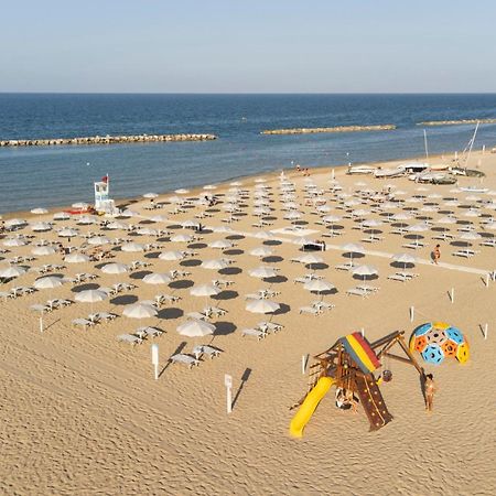 Camping Norina Pesaro Luaran gambar