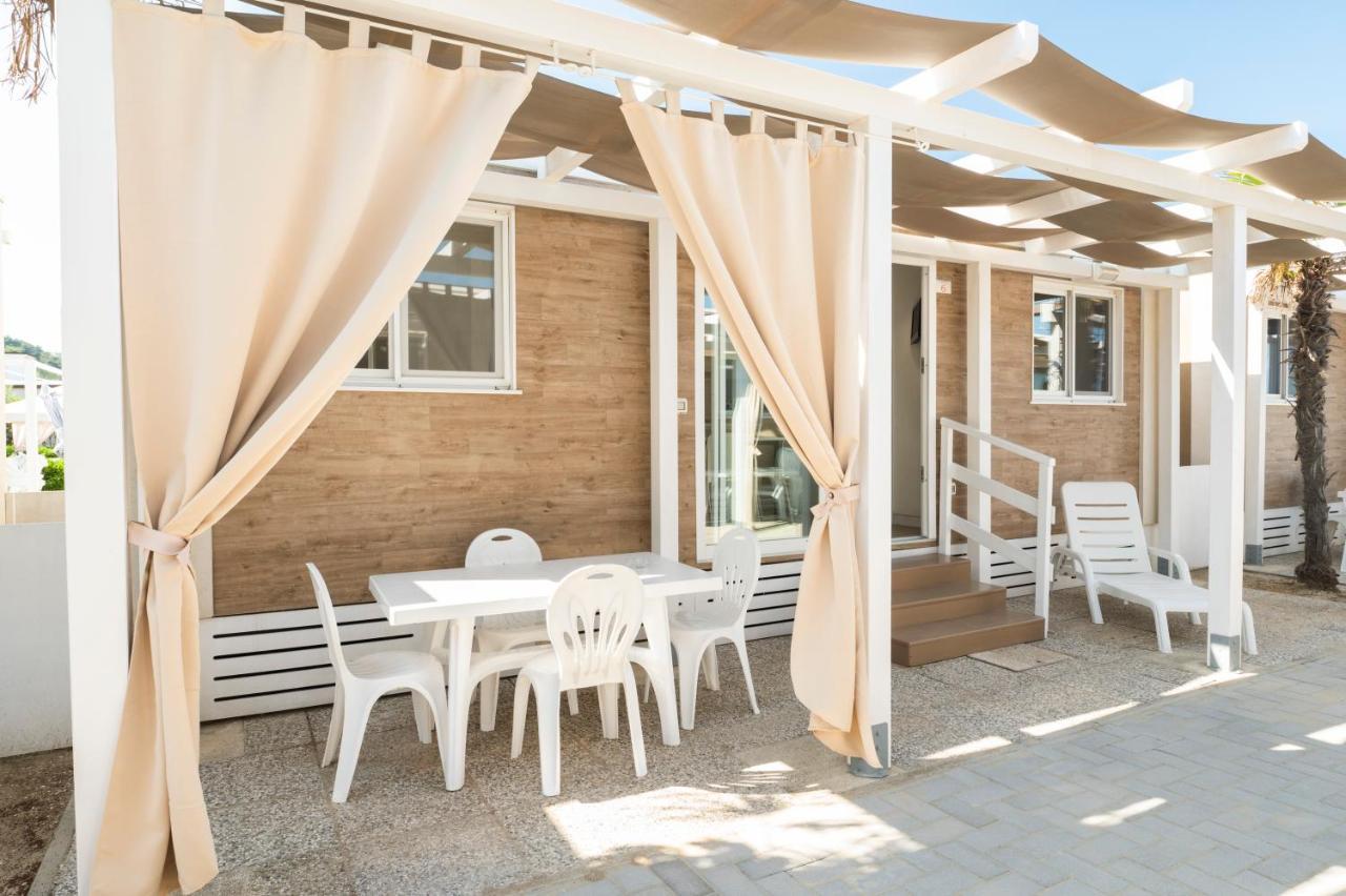 Camping Norina Pesaro Luaran gambar