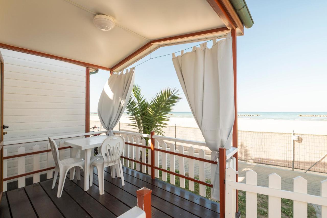 Camping Norina Pesaro Luaran gambar