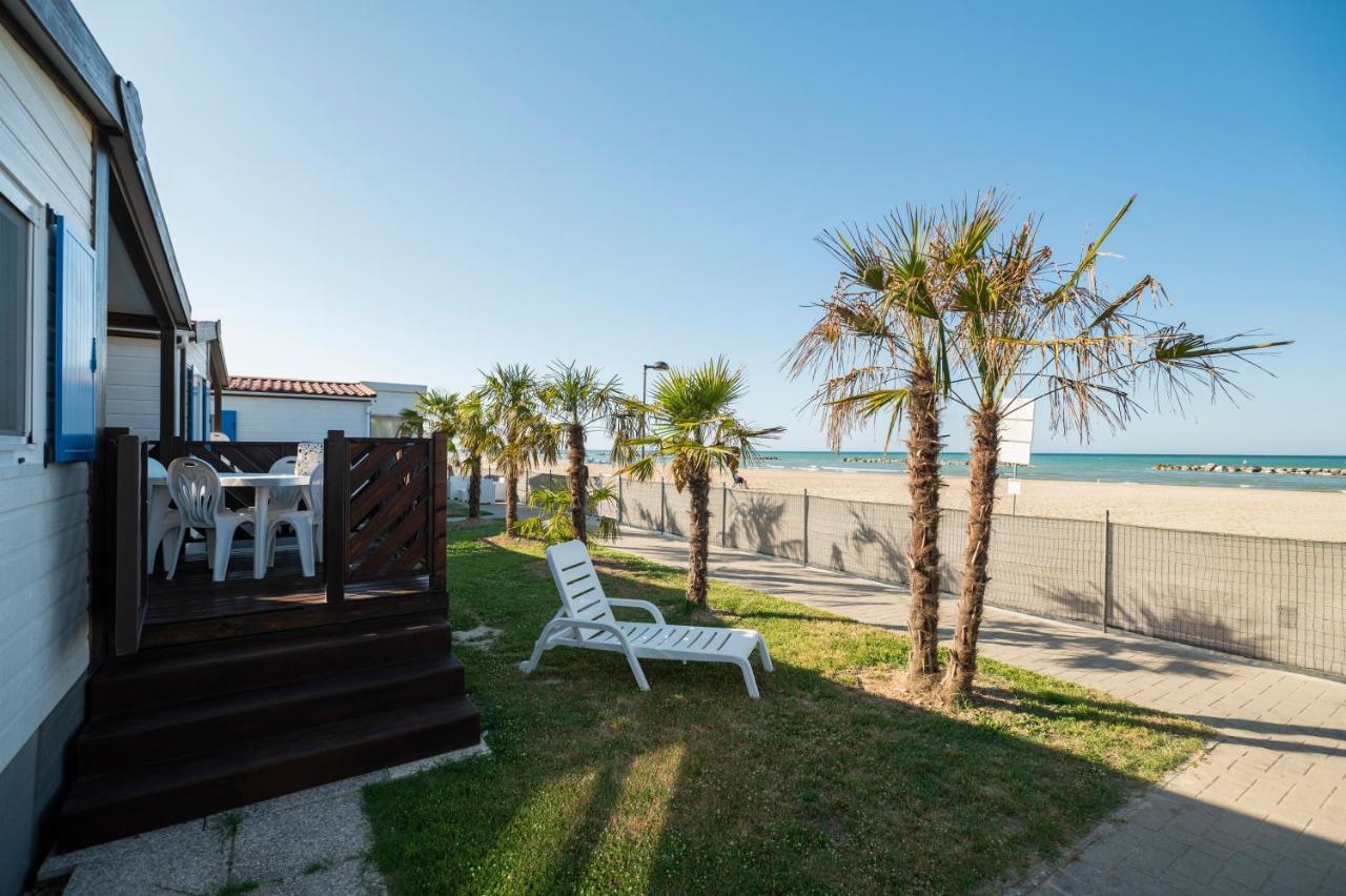 Camping Norina Pesaro Luaran gambar