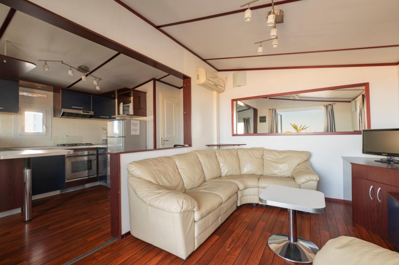 Camping Norina Pesaro Luaran gambar