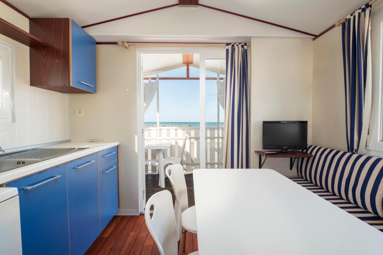 Camping Norina Pesaro Luaran gambar