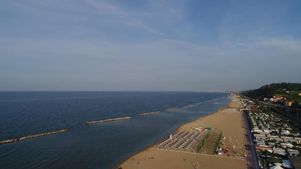 Camping Norina Pesaro Luaran gambar